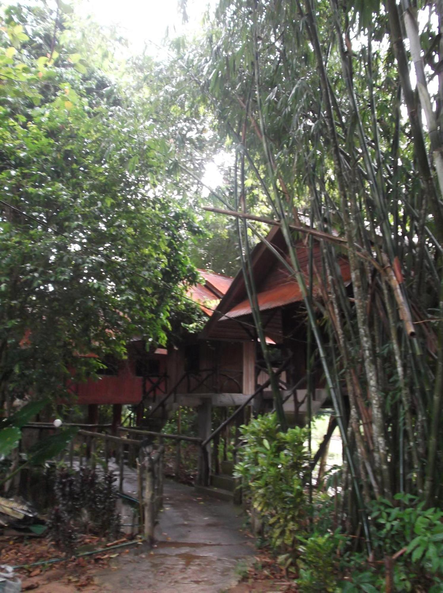 Готель Bamboo House Khao Sok National Park Екстер'єр фото