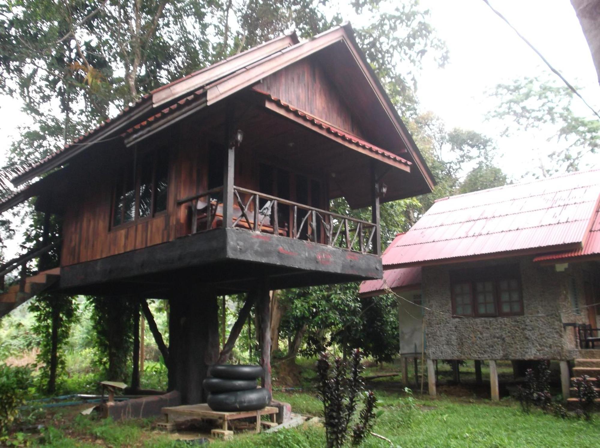 Готель Bamboo House Khao Sok National Park Екстер'єр фото
