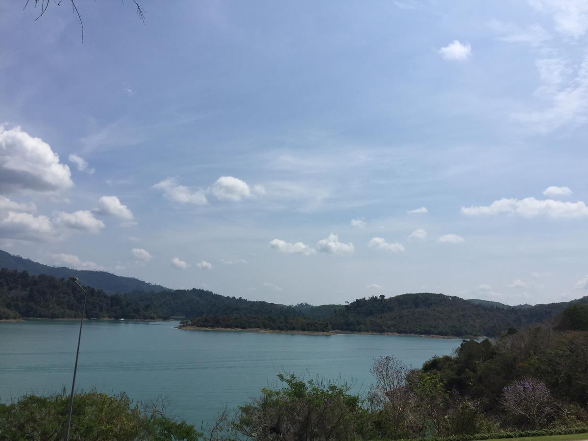 Готель Bamboo House Khao Sok National Park Екстер'єр фото